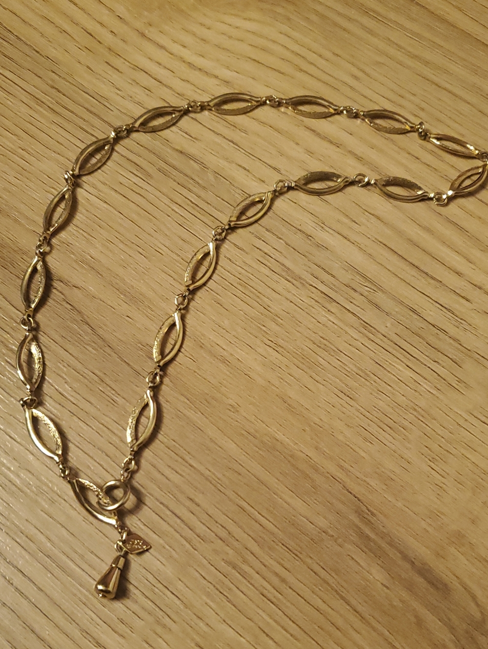 Vintage 1964 Sarah Coventry Delightful Gold Tone Open Link Necklace